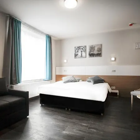 Hotel Antwerp Inn Hotel 3*