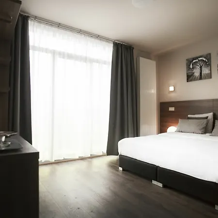 Hotel Antwerp Inn Hotel 3*